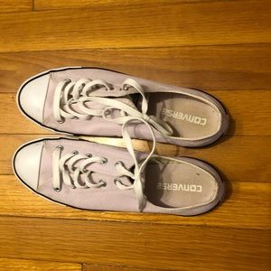 Women’s converse sz 8.5 pink